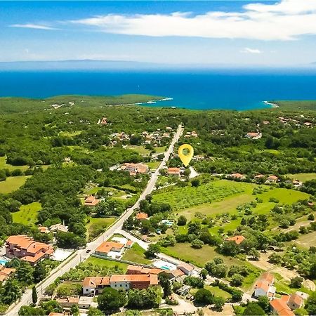 Holiday Home Liberta Krnica Luaran gambar