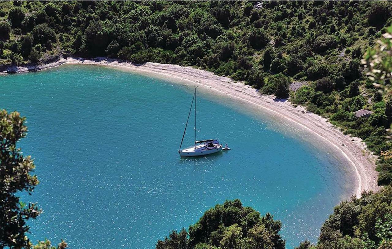 Holiday Home Liberta Krnica Luaran gambar