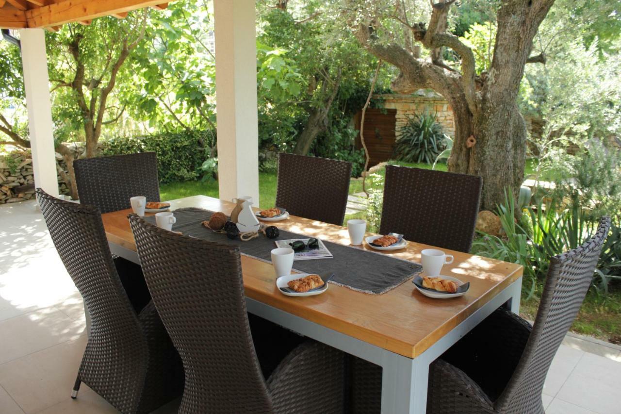 Holiday Home Liberta Krnica Luaran gambar