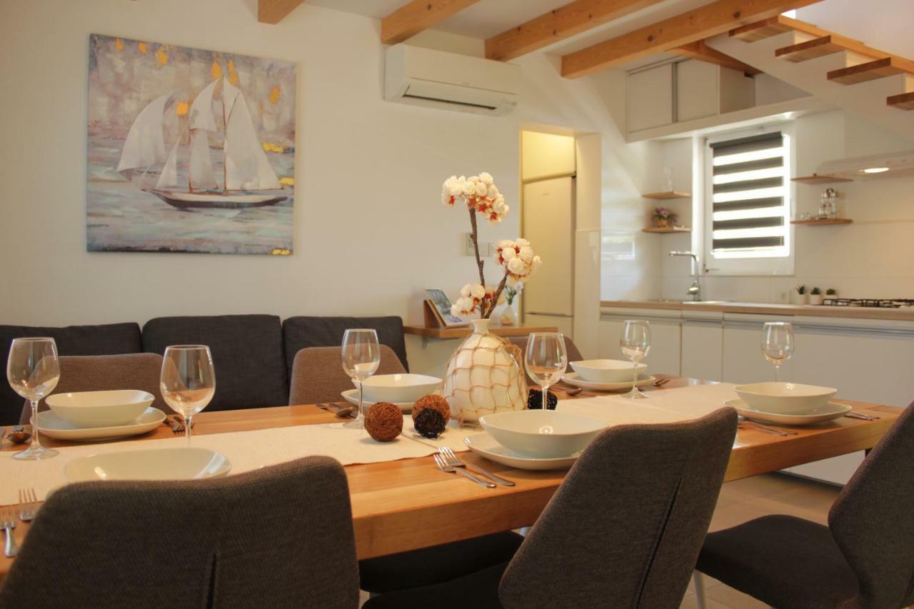 Holiday Home Liberta Krnica Luaran gambar